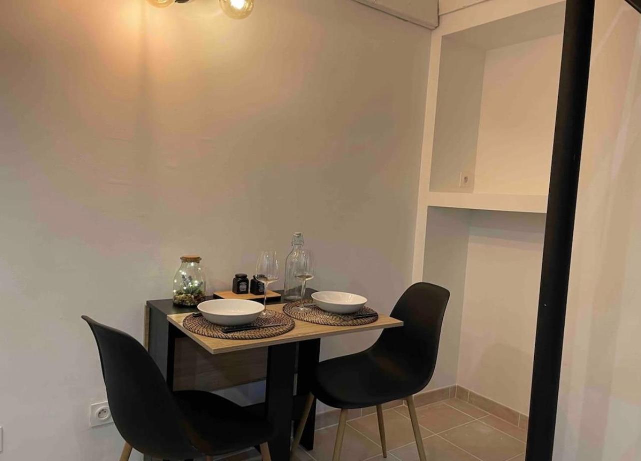 Appartement Le Duplex - Gare / Tram / Netflix à Fontaine  Extérieur photo